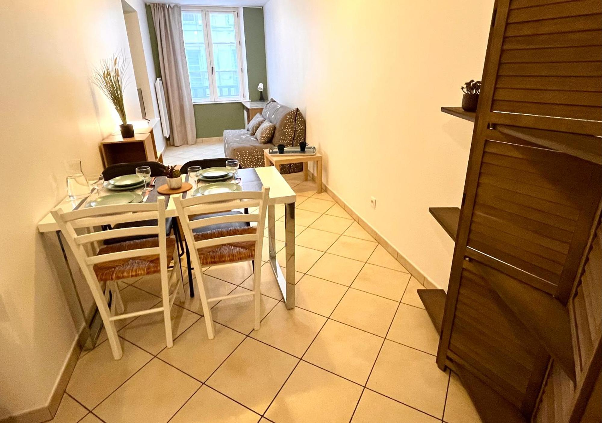 Magnifique Appartement Le Puy-en-Velay Exterior foto